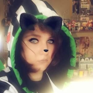 Meet your Posher, Tess